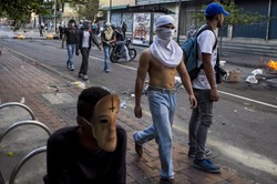 Nie słabną antyrządowe manifestacje w Wenezueli