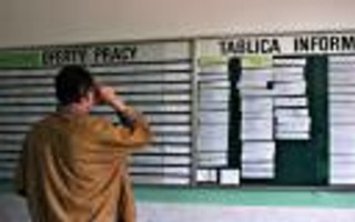 GUS: liczba bezrobotnych wciąż spada