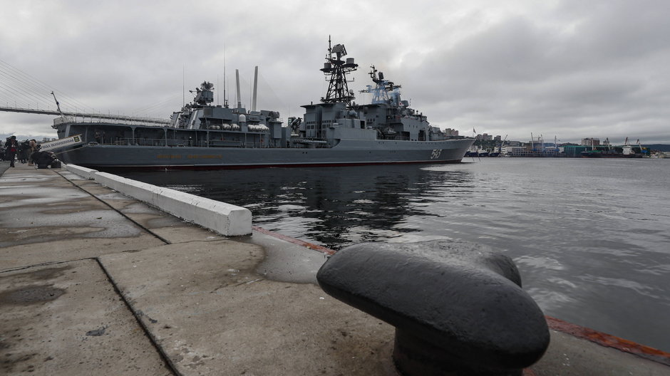 Rosyjski Marszał Szaposznikow w Zatoce Piotra Wielkiego, niedaleko Władywostoku. 5 września 2022 r.