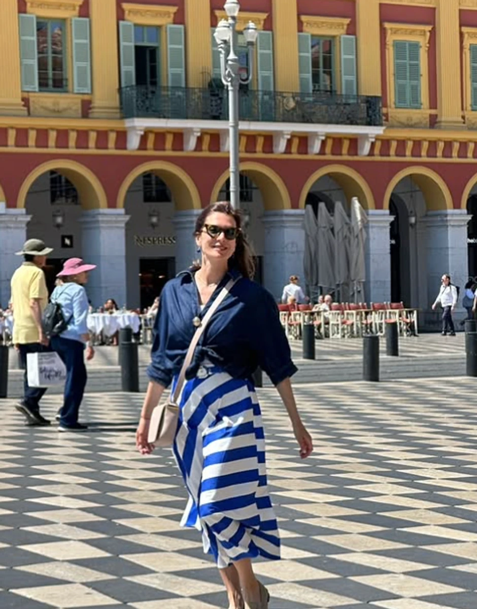 Adriana Čortan sa mužem u Francuskoj