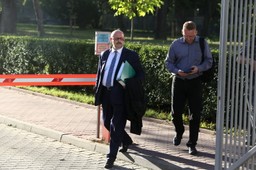 Wnuk Walentynowicz: Raport komisji Millera niewiarygodny