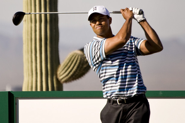 Tiger Woods trenuje przed turniejem World Golf Championship Accenture Match Play w Arizonie w USA