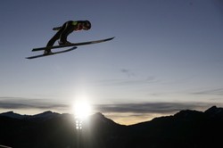 Mistrzostwa świata w skokach: Twardosz w finale, ale daleko