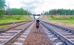 Przejazdy pułapką na nieuważnych. Wzrosła liczba ofiar śmiertelnych