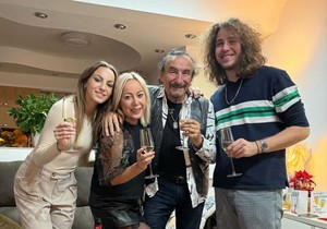 Željko Bebek sa porodicom