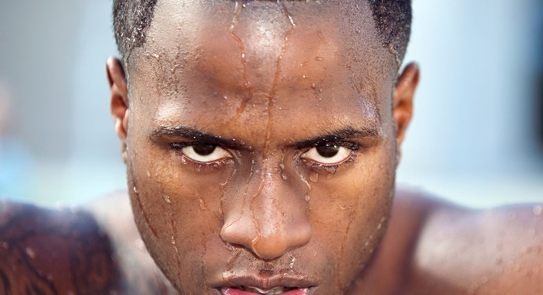 4 easy ways to avoid excessive sweating. [menshealth]