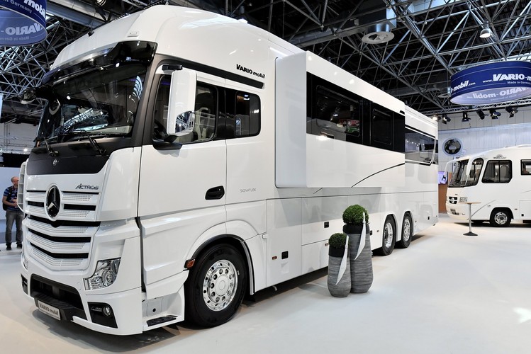 Variomobil 'Signature 1200' luxury camper