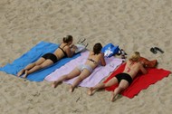 WARSZAWA WISŁA PLAŻA opalanie