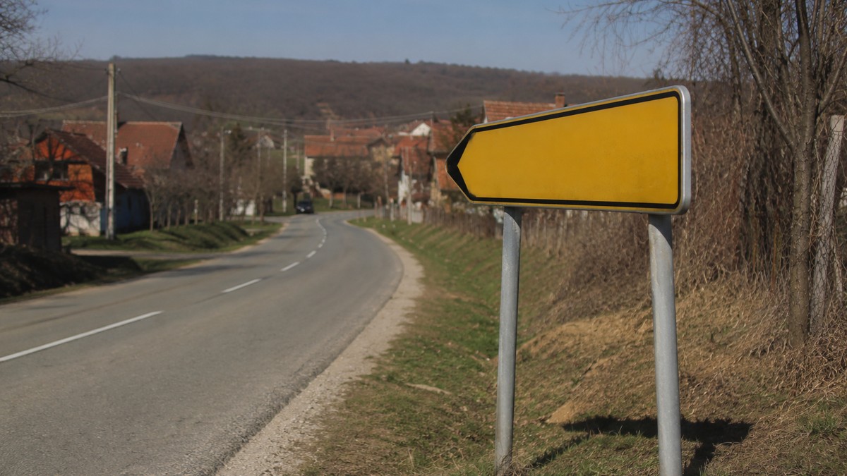 Znak na ulasku u mesto