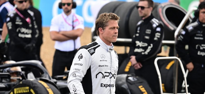 "Najwspanialszy czas w moim życiu". Brad Pitt zadebiutował na torze Formuły 1!