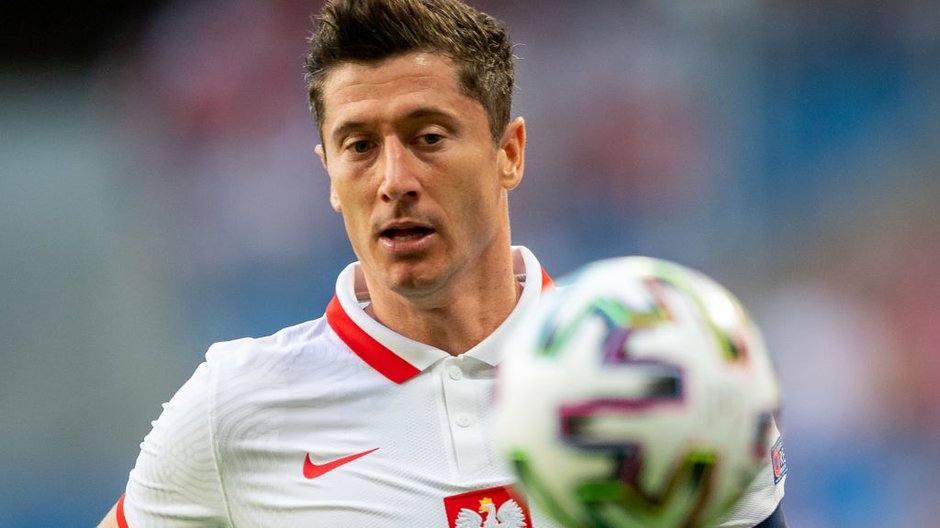 W pierwszym meczu nie popisał się, m.in. najlepszy polski napastnik - Robert Lewandowski