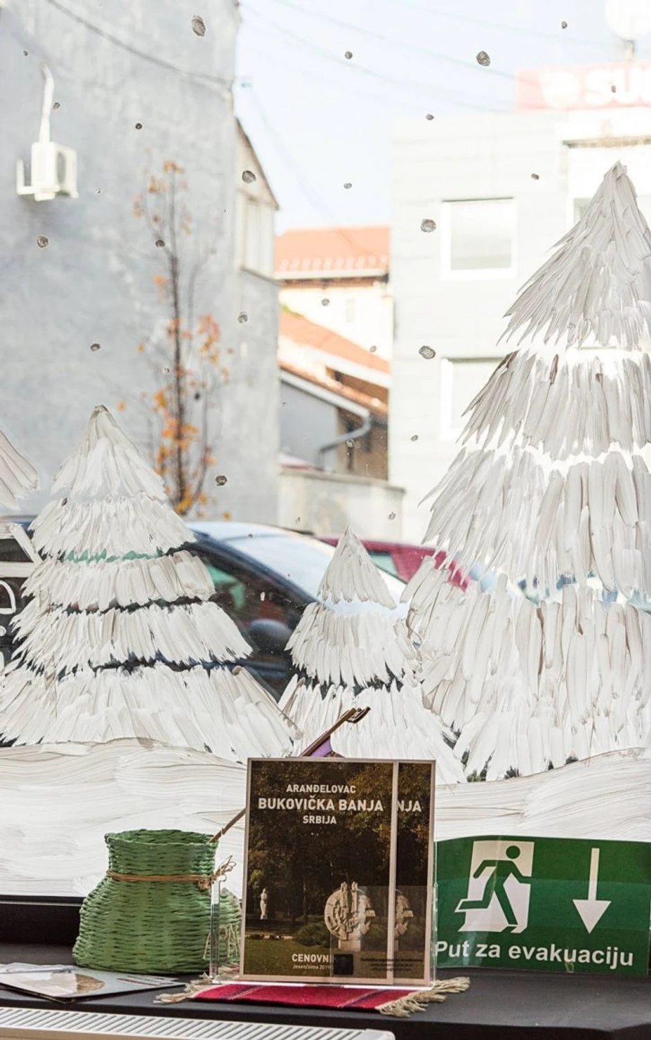 Price sa dusom-Marina Macar