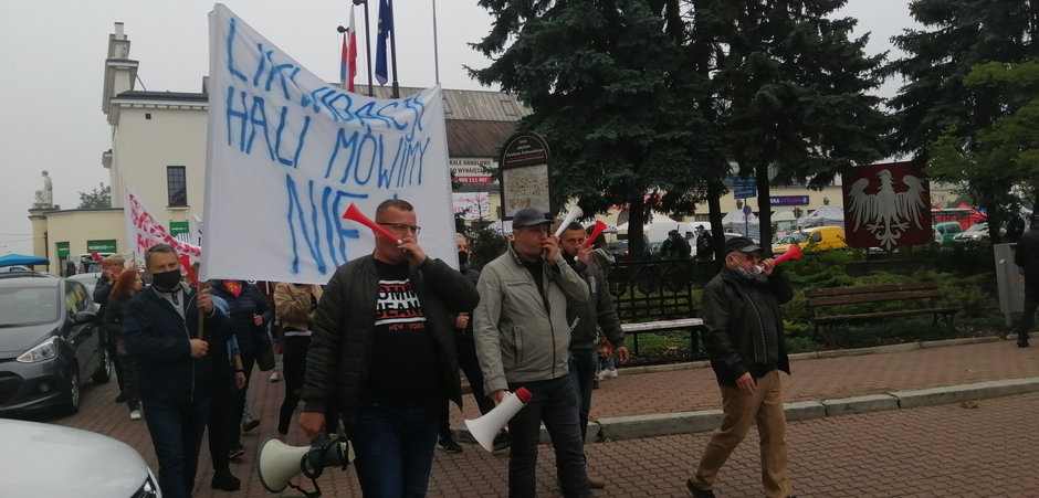 Kupcy z Piotrkowa protestują