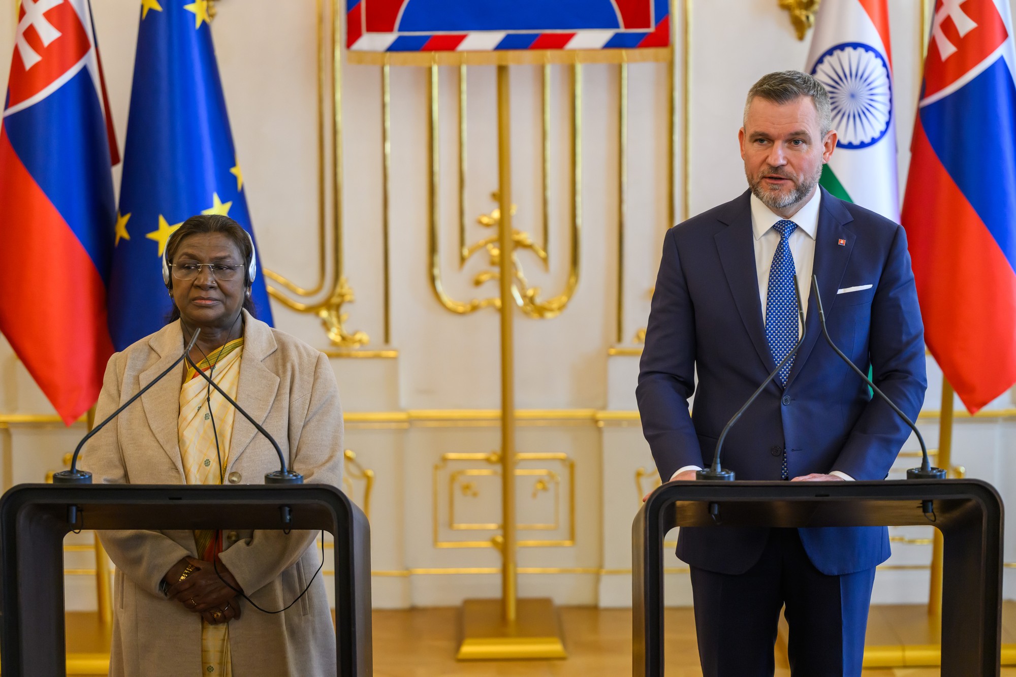 Prezident SR Peter Pellegrini a indická prezidentka Draupadí Murmúová.