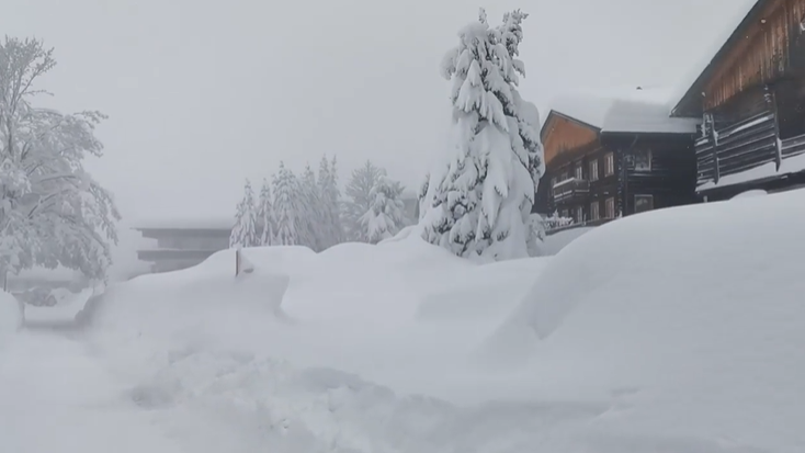 Az előrejelzések szerint még tovább növekedhet a lehullott hó mennyisége /Fotó: Facebook/