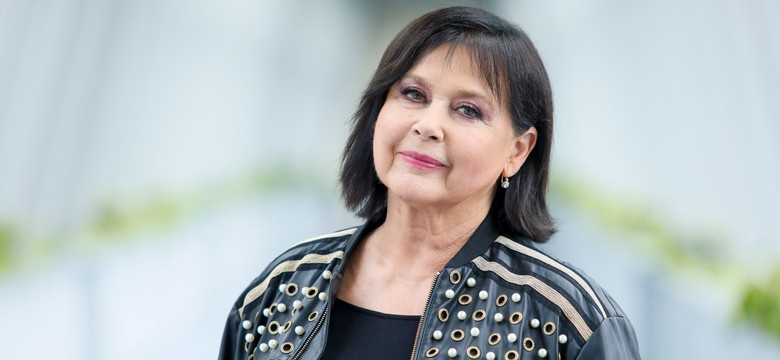 Trzy razy wychodziła za mąż. Mówi o sobie "kobieta domowa". Jaka prywatnie jest Elżbieta Jaworowicz?
