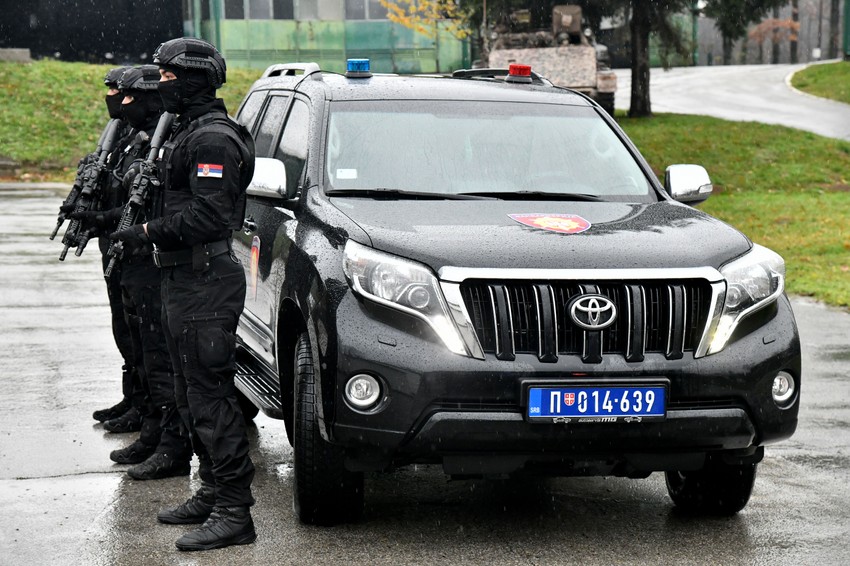 Pripadnici Žandarmerije