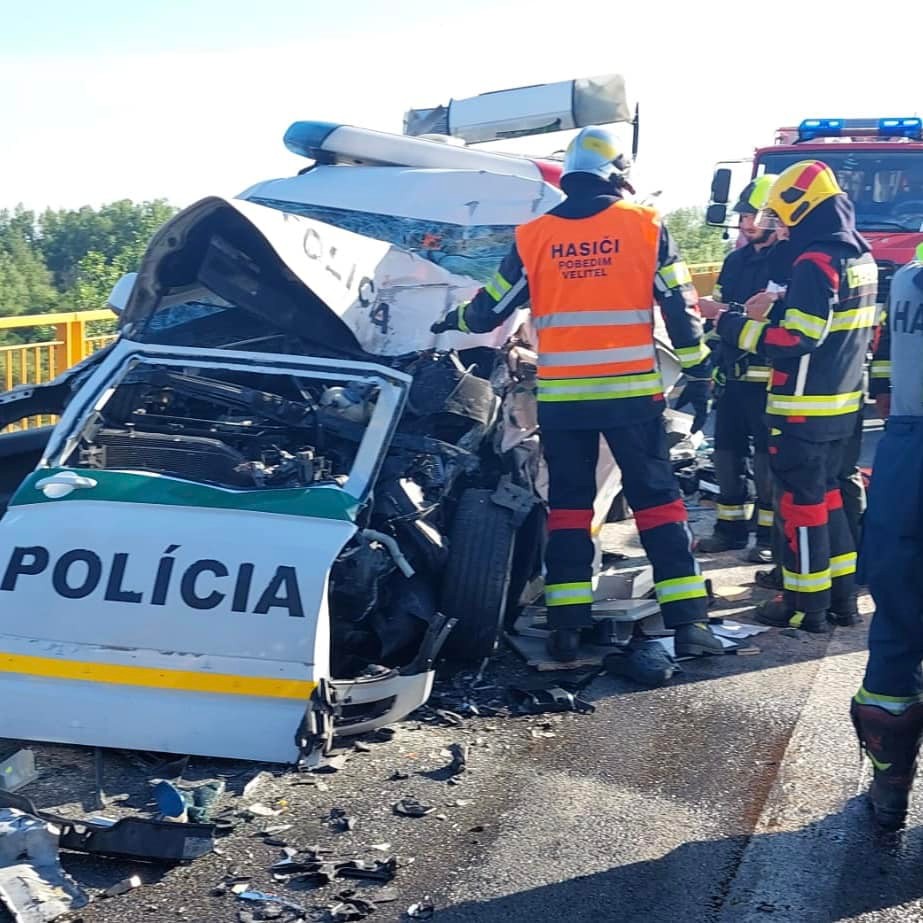 Nehoda na D1 mala fatálne následky.