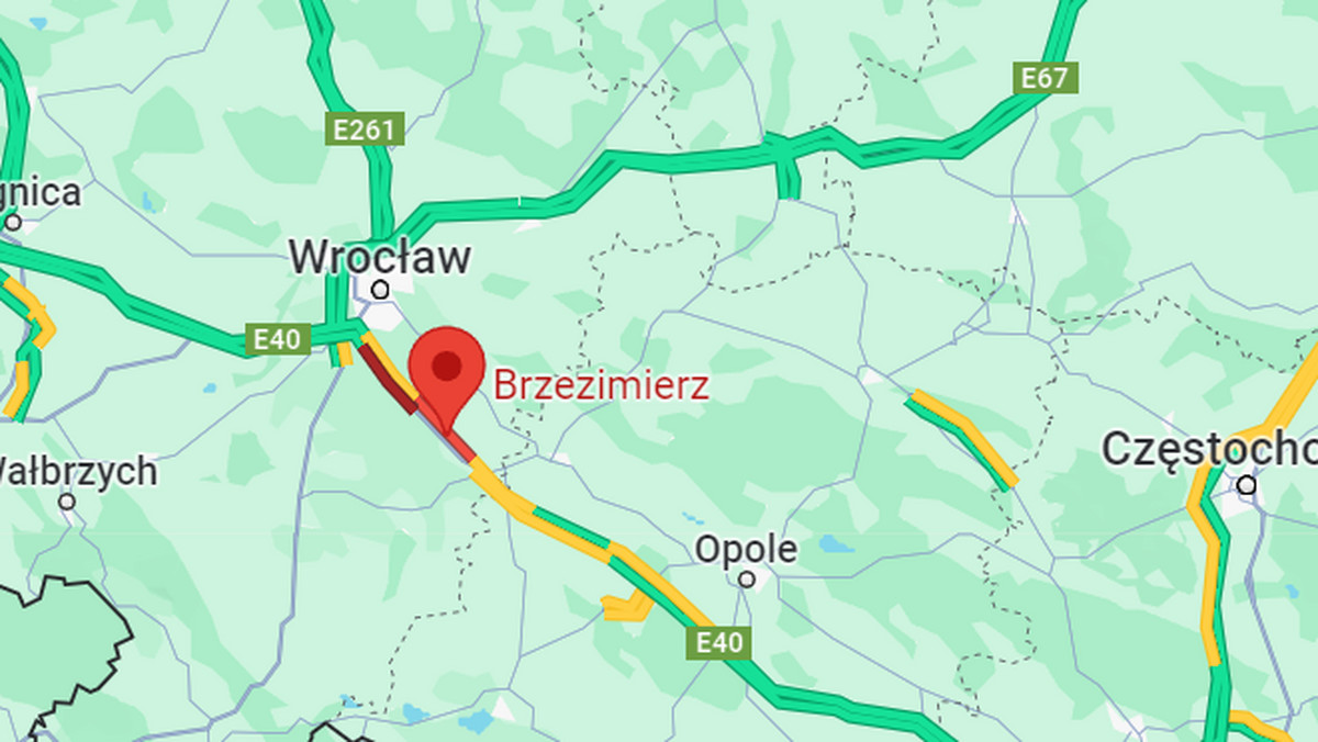 Przewrócony tir blokuje przejazd autostradą A4  w stronę Katowic