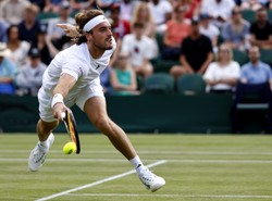 Wimbledon. Tsitsipas w 1/8 finału po... prawie 11 godzinnym meczu