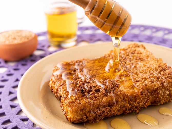 Feta saganaki: Recept koji osvaja na prvi zalogaj!