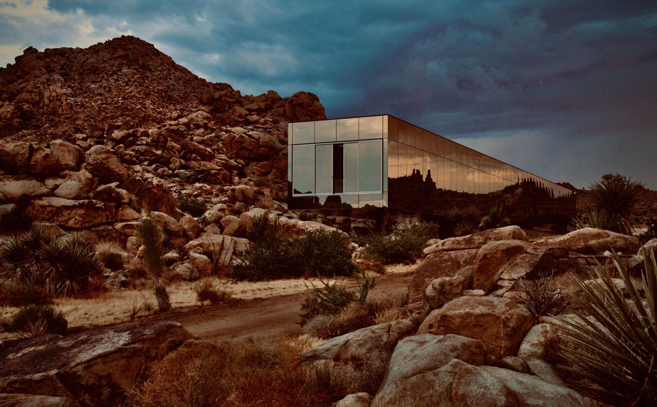 Nevidljiva kuća u pustinji