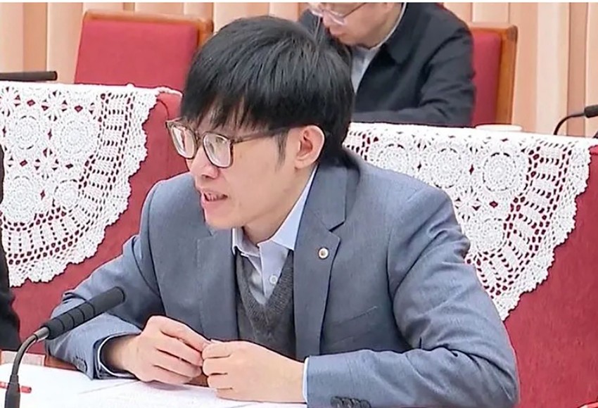  Liang Wenfeng, osnivač DeepSeeka