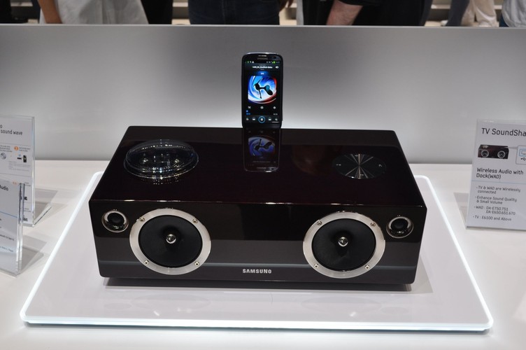 Dokująca stacja lampowa