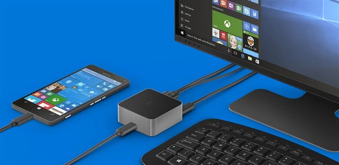 Lumia 950 po podłączeniu do monitora przeobrazi się w mały komputer