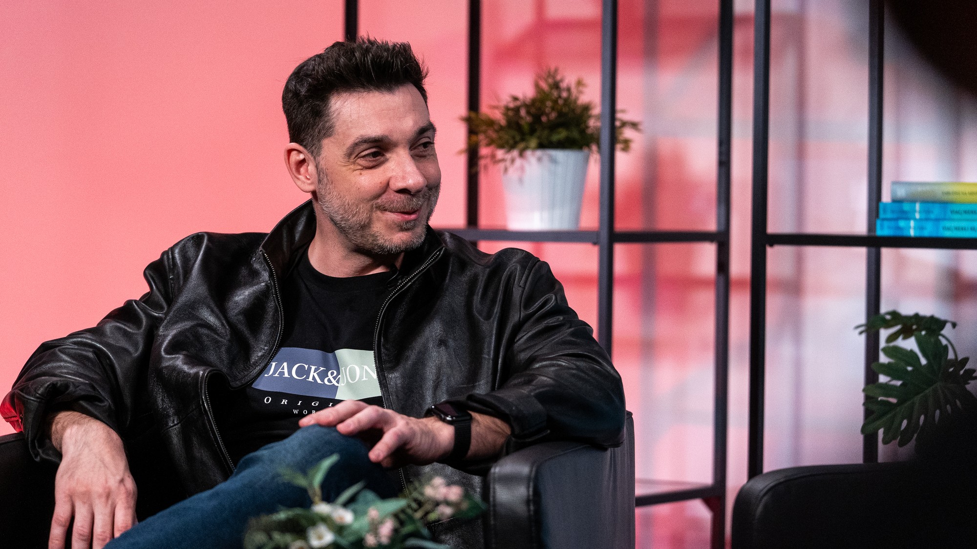 Herec Pavol Plevčík.