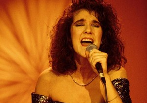 Kanadska pevačica Selin Dion predstavljala je Švajcarsku 1980-ih na Evroviziji i pobedila | Foto: Getty Images