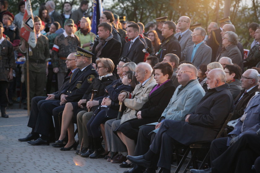 70. rocznica upadku Powstania Warszawskiego przy Pomniku Polski Walczącej