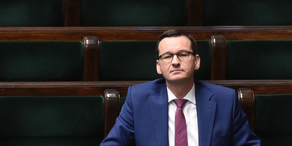 "Premier chce mieć możliwość zwalniania" - czytamy w "Dzienniku Gazecie Prawnej"