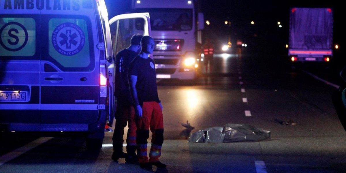 Tragedia na obwodnicy Opola. Wlókł rowerzystę kilka metrów