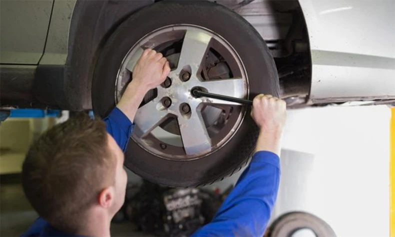 Zamena guma koštaće vas između 1.500 i 2.500 dinara