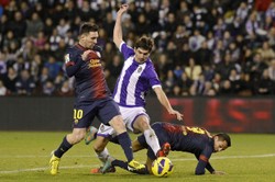 Piłkarze Barcelony i Realu rządzą w drużynie roku "L'Equipe"