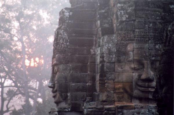 Galeria Kambodża - Angkor - uśmiech króla, obrazek 14