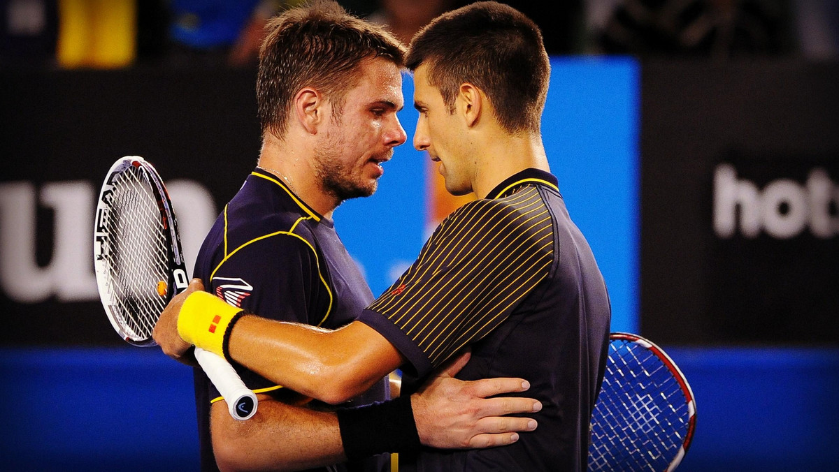 Piątek będzie już dwunastym dniem wielkoszlemowego Australian Open. Zanim o 9:30 naszego czasu na kort wyjdą walczyć w półfinale turnieju singlowego mężczyzn Novak Djoković i Stan Wawrinka, to wcześniej emocjonować się będziemy finałem debla pań. Początek tenisowych emocji o godzinie 6:00.