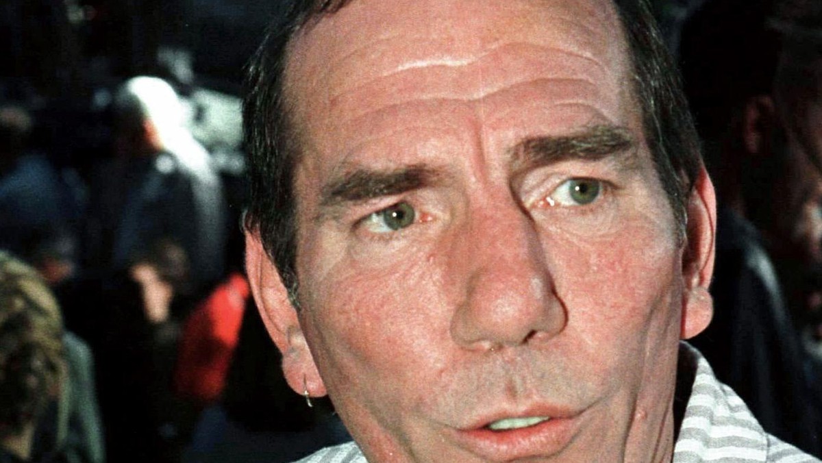 Po długiej walce z nowotworem w wieku 64 lat zmarł brytyjski aktor Pete Postlethwaite - poinformował jego przyjaciel i dziennikarz Andrew Richardson. Artysta zmarł w niedzielę w szpitalu w Shrewsbury.