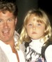 Elképesztő kinézetű, teltkarcsú modell lett az egykor édes kicsi. David Hasselhoff büszke a duci lányára