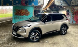 Nissan X-Trail 1.5 e-Power e-4ORCE: duży SUV do... miasta