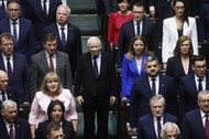 Jarosław Kaczyński spóźnił się na rozpoczęcie obrad, ale tym razem Sejm nie czekał, jak to było w poprzednich kadencjach