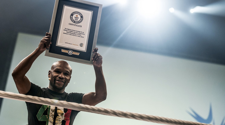 Mayweather becsajozott /Fotó: AFP