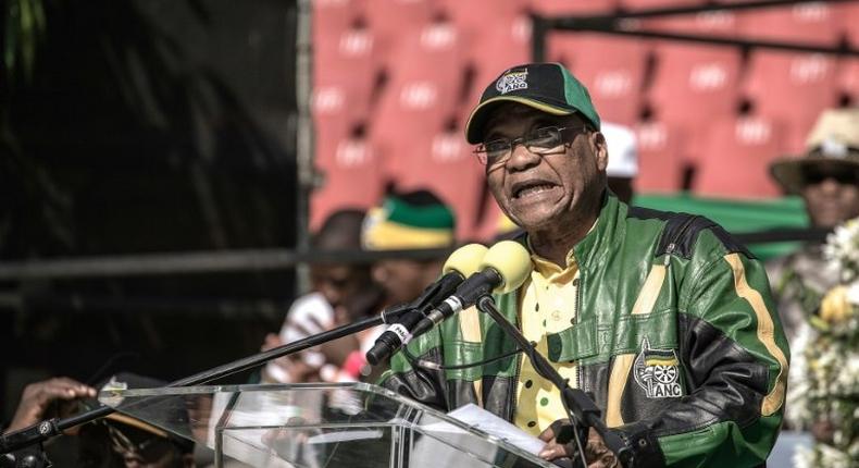 South African ruling African National Congress President Jacob Zuma delivers his speech during the closing rally campaign for the municipal elections at Ellis Par Stadium on July 31, 2016 in Johannesburg 