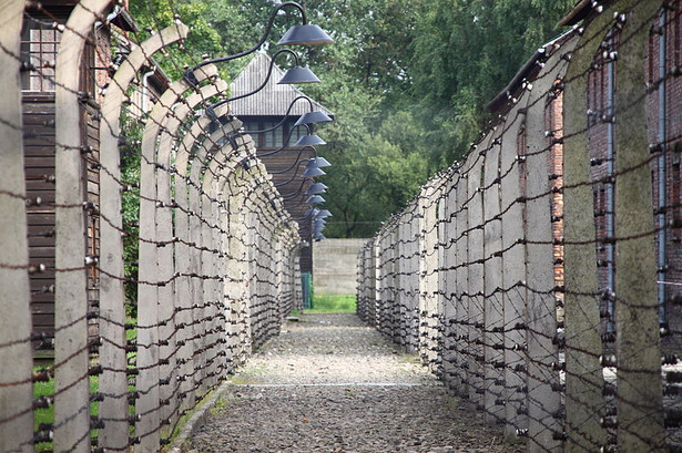 Auschwitz, By Pankrzysztoff (Own work) [CC-BY-SA-3.0-pl (http://creativecommons.org/licenses/by-sa/3.0/pl/deed.en)], via Wikimedia Commons