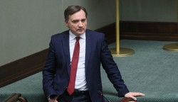 Ziobro: Czas na refleksję pana premiera. Myślę, że jest odpowiedzialny za swoje decyzje...