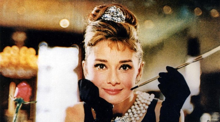 Jön az Audrey Hepburn sorozat! - Már most imádjuk