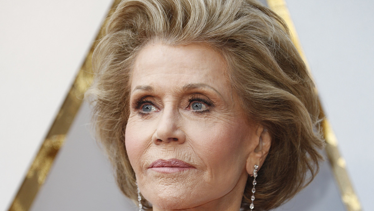 Jane Fonda na czerwonym dywanie na gali Oscary 2018