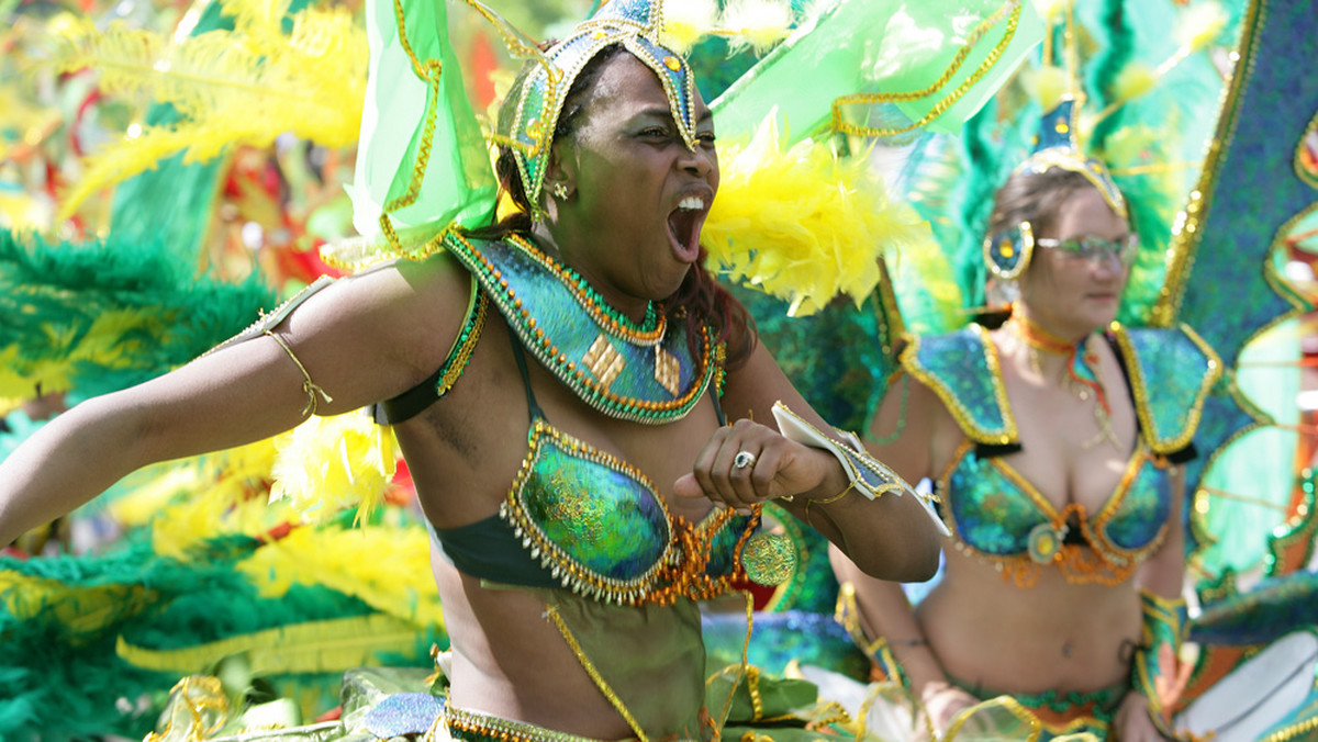 29 sierpnia ulice londyńskiej dzielnicy Notting Hill wypełnią się kolorowym tłumem i karaibskimi dźwiękami. Uczestnicy zanurzą się w zapachach egzotycznej kuchni i ogromnej dawce pozytywnej energii. Rusza dwudniowy Notting Hill Carnival.