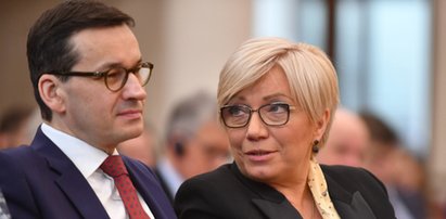 Afera mailowa. Premier utrącił prezydenckiego faworyta? "Prezes Julia prosiła, abyś zadzwonił"